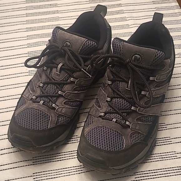 Merrell Hiking Shoes - Picture 6 of 15